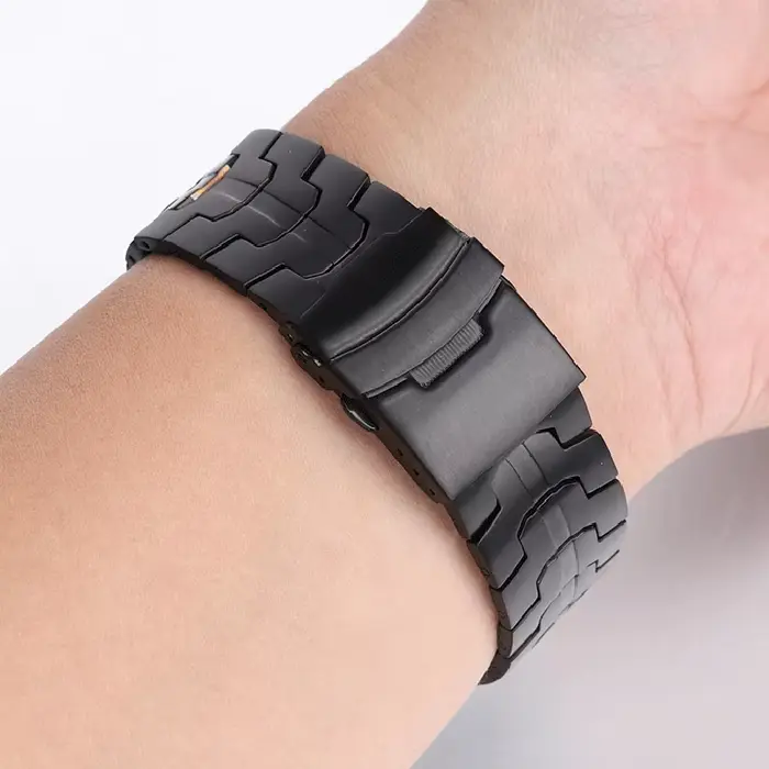 Bracelet en alliage de titane pour homme élégant et robuste couleur beige sportif décontracté pour montres grandes occasions