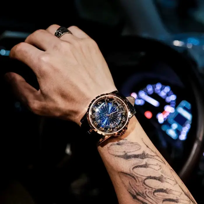 Montre pour homme luxueuse et élégante