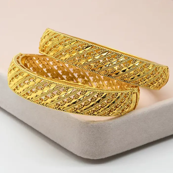 Bracelets rigides plaqués or de dubaï pour femmes