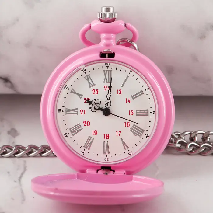 Montre de poche rose chic avec chaîne argentée