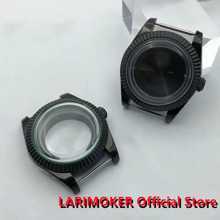 Boîtier de montre en verre saphir avec dents noires