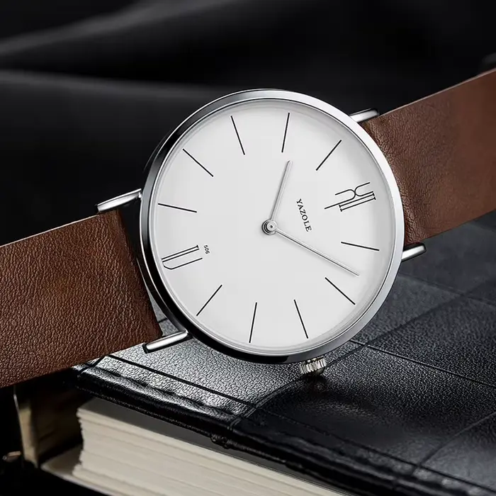 Montre JBAILI homme quartz en cuir simple décontractée pour affaires et occasions spéciales