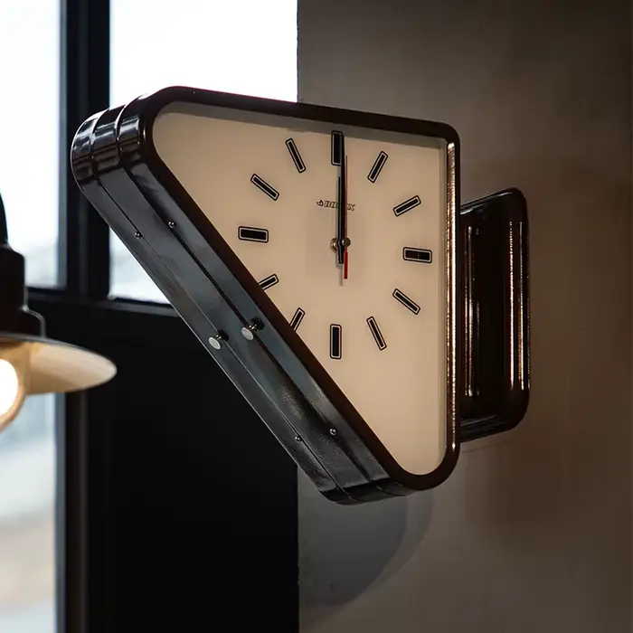 Horloges de minimalisme de salon