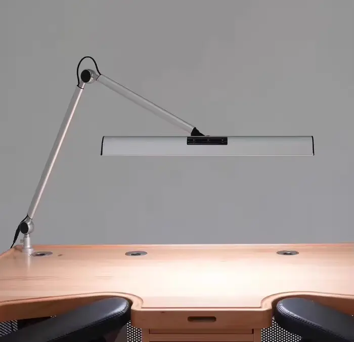 Lampe de bureau de réparation d'horloger