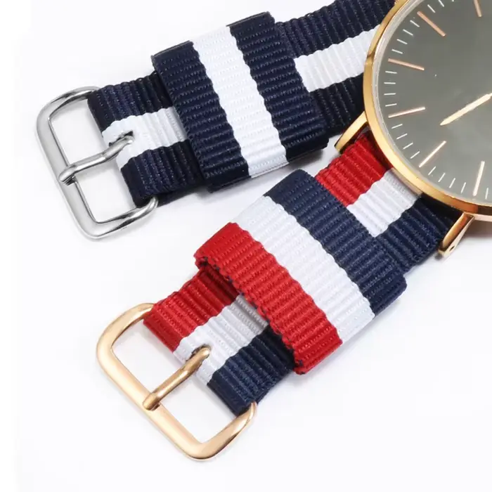 DW – bracelets de montre en toile bloqués de couleur
