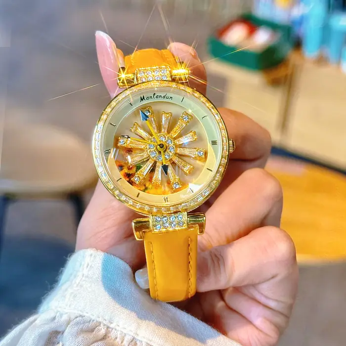 1 montre élégante pour femmes, dos transparent, diamants incrustés, cadran galactique rotatif, Desig