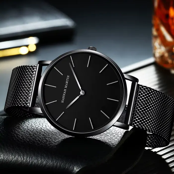 Montre à quartz simple de marque HANNAH MARTIN TOP