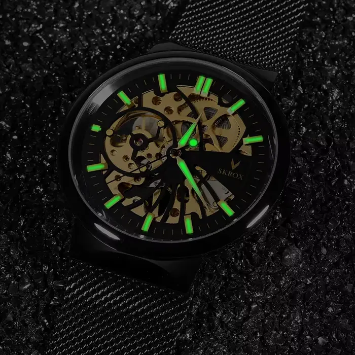 Montre-bracelet mécanique manuelle SKROX pour homme avec squelette et résistance à l'eau pour occasions spéciales et usage quotidien