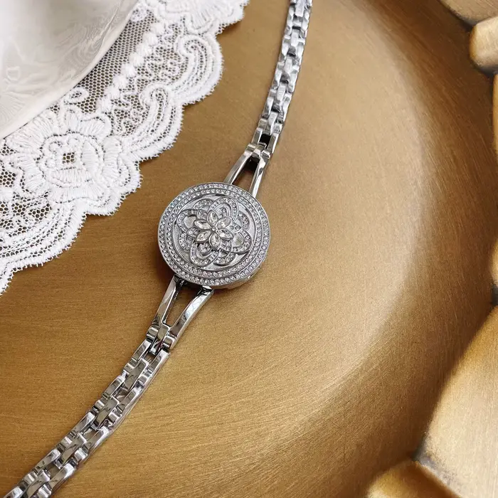 Montre à Quartz pour femmes, nouveau Design à couvercle rabattable, haut de gamme, de haute qualité,