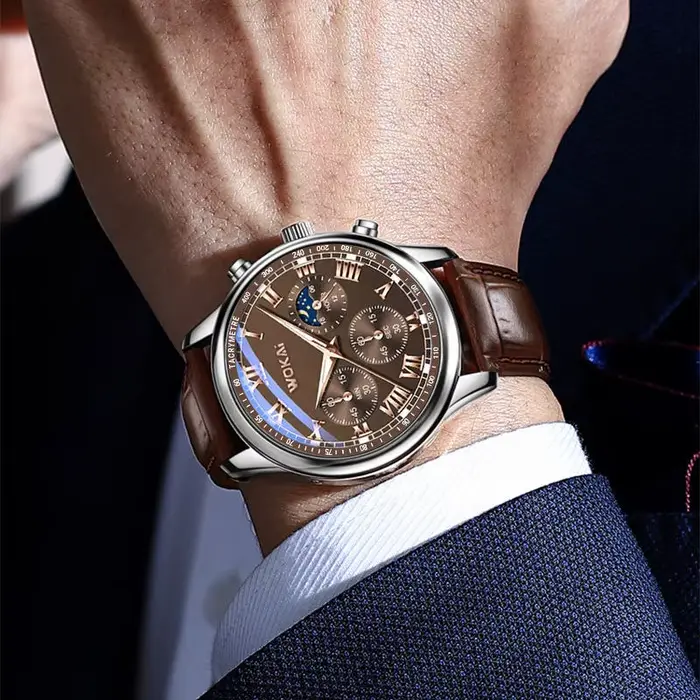 Montre homme en acier inoxydable avec bracelet en cuir marron pour hommes élégants et décontractés toutes occasions