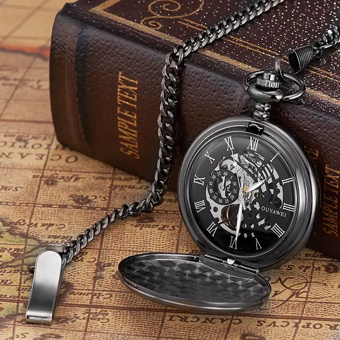 Montre de poche vintage mécanique pour hommes squelette noir remontage manuel montres Fob pour occasions spéciales et cadeaux de mariage