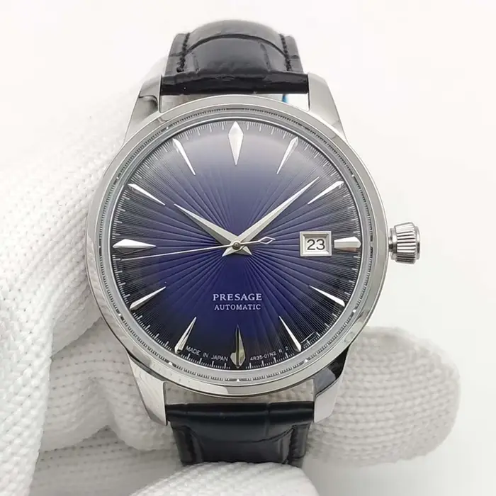 Montre mécanique automatique ronde vintage pour hommes occasionnels élégantes à offrir pour hommes occasions spéciales