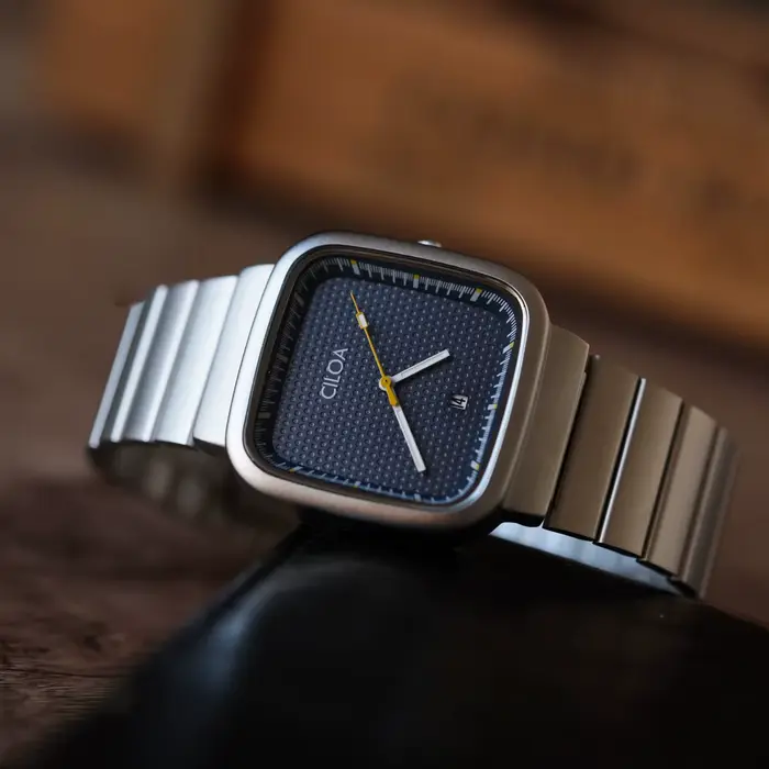 2025 vente chaude montre pour femme à la mode grand cadran montre pour femmes haut de gamme niche ar