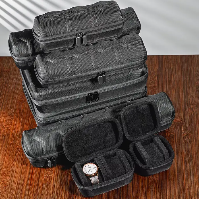 Boîte à montres en matériaux mixtes pour hommes et femmes avec compartiments multiples pour montres-bracelets et montres intelligentes occasions spéciales