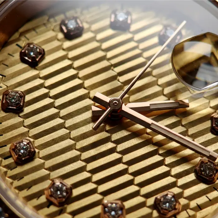 Montre personnalisée avec diamants | Mécanique automatique en or | Cadran personnalisé | Cadeau d'anniversaire pour lui
