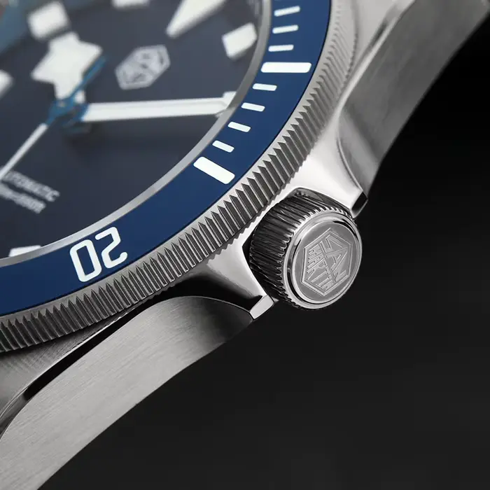 Montre de plongée en titane San Martin SN0121TD
