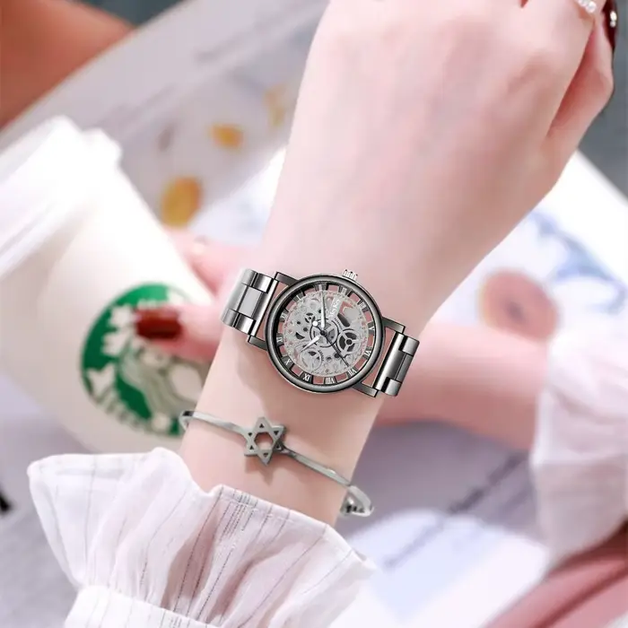 Montre mécanique à cadran creux pour femmes