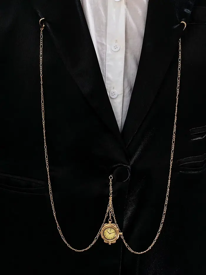 1 montre de poche classique vintage de style mécanique avec une chaîne, un accessoire de mode décont