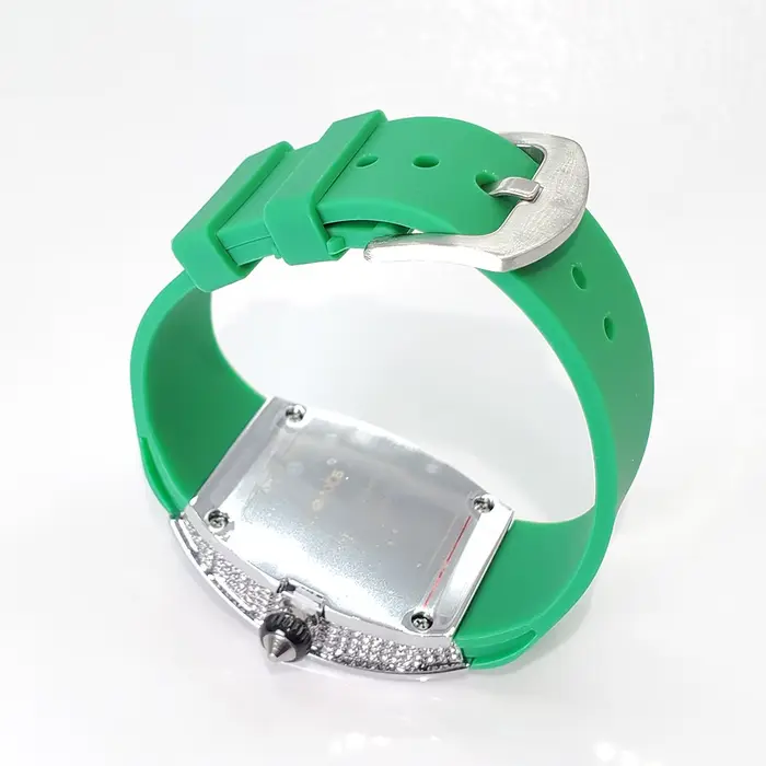 Montre de luxe en diamant pour femmes