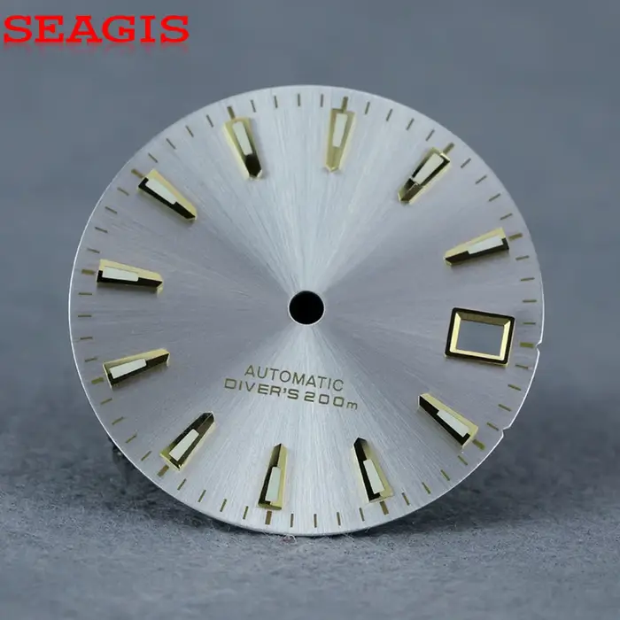 Cadran de montre Sunburst en laiton avec mouvement automatique NH35 pour femmes élégantes et hommes sophistiqués occasions spéciales