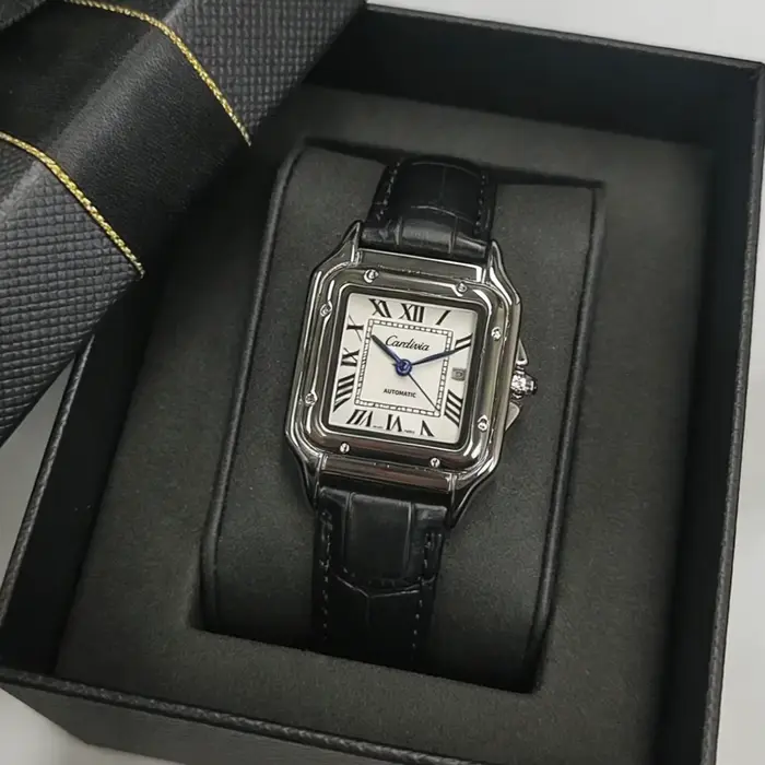 Montre à quartz carrée rétro pour femme avec cadran à chiffres romains