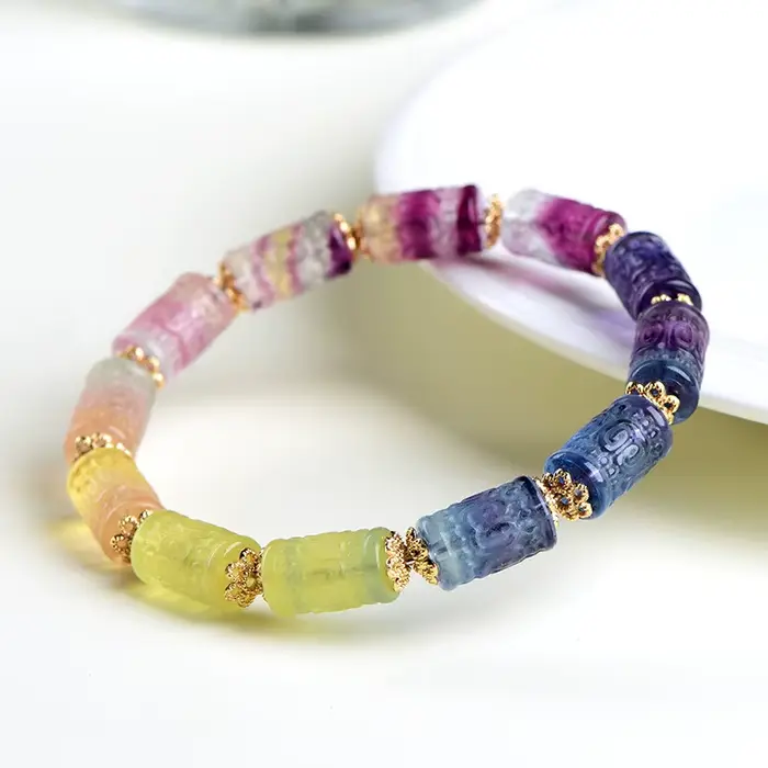 Bracelet en perles de cristal de fluorite arc-en-ciel naturelle
