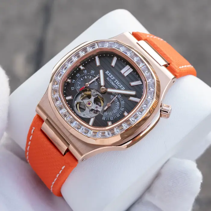 Montre automatique Reef Tiger pour homme