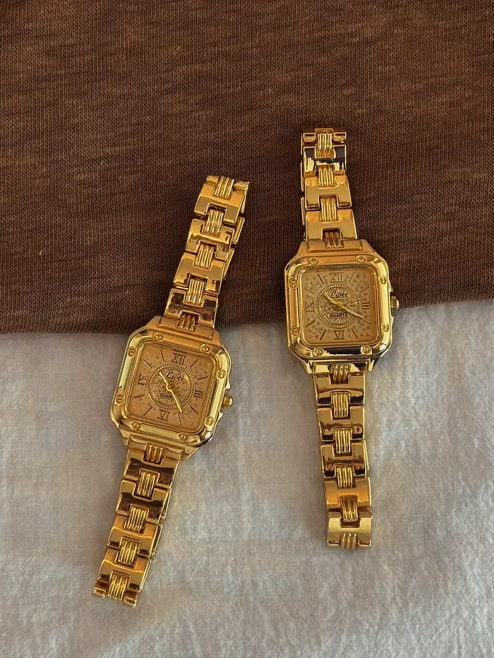 1 Nouvelle montre pour femme à cadran carré doré