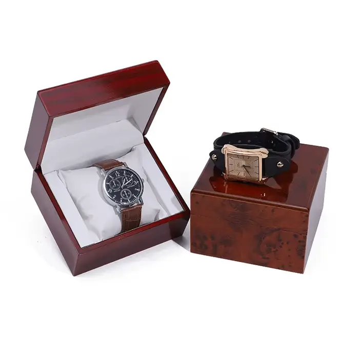 Boîte à montres classique en bois massif design couvercle rabattable rangement bijoux montres cadeau présentation occassions spéciales