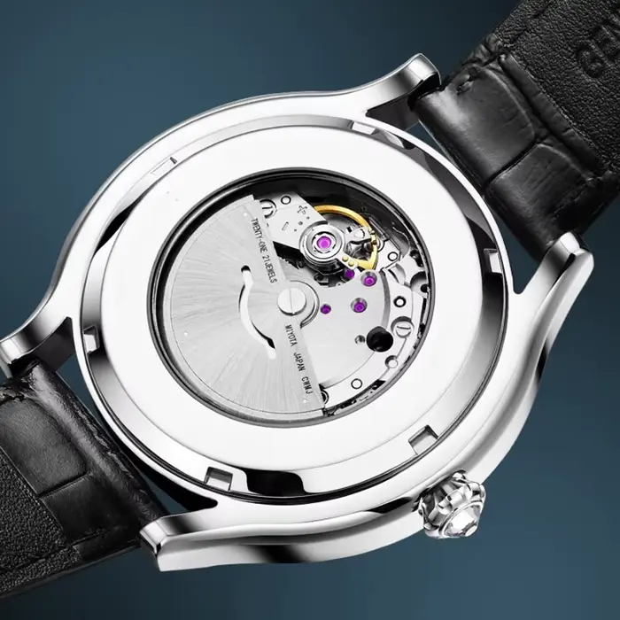 Montres automatiques pour hommes avec zircone cubique CZ