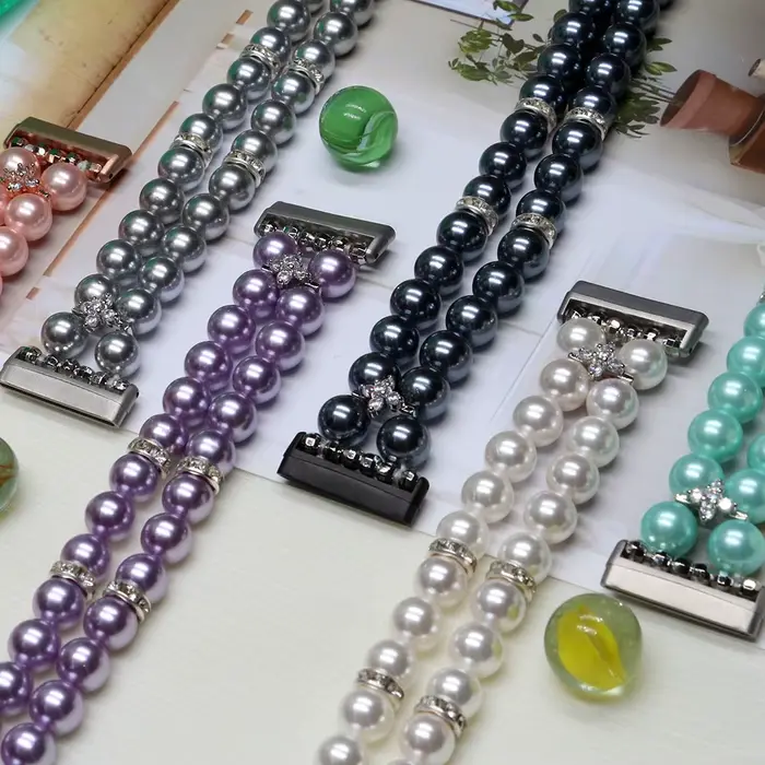 Bracelet en perles de coquille et acier inoxydable habillé pour femme, compatible avec Fitbit Versa 4 et Sense 2, pour occasions spéciales et événements élégants