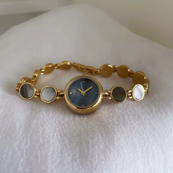 Bleu simple nacre petit disque accessoires montre de luxe bracelet style dames
