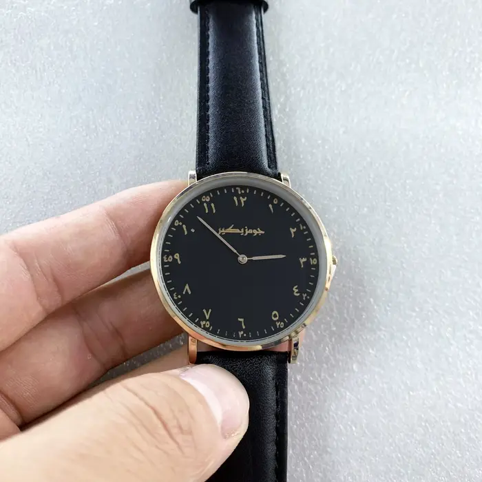 Montre-bracelet à quartz personnalisée avec logo personnalisé, montre de marque privée, numéro hébreu, langue