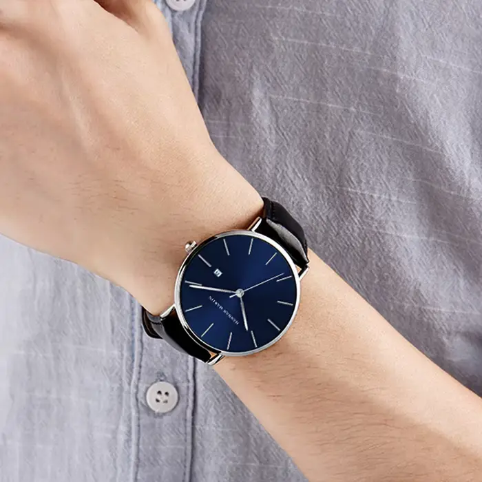 Montre homme en acier inoxydable haute qualité avec mouvement quartz et résistance à l'eau 3 bars pour homme occassions spéciales minimaliste décontracté