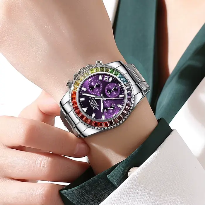 Montre-bracelet en acier inoxydable argenté pour femme