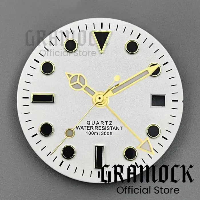 Montre GMT Acier Inoxydable Boîtier 29mm Multicolore Lumineux Ronde 515 Quartz Occasions Spéciales Hommes
