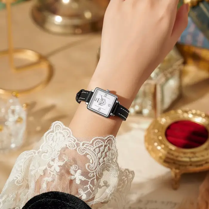 Montres pour femmes pour femme en acier inoxydable dames montre minimaliste fille horloge en plein air voyage