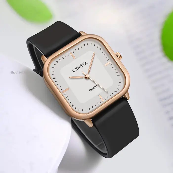 Montre Carrée Minimaliste Unisexe pour Hommes et Femmes 2026 Nouvelle Collection Bracelet en Silicone Vert Avocat Tendance Décontractée Polyvalente Montre-Bracelet à Quartz