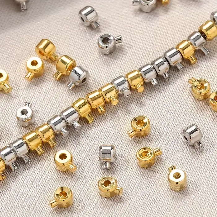 20 pièces de fermoirs de positionnement en cuivre 3x4mm avec capuchons de perles - Connecteurs pour colliers et