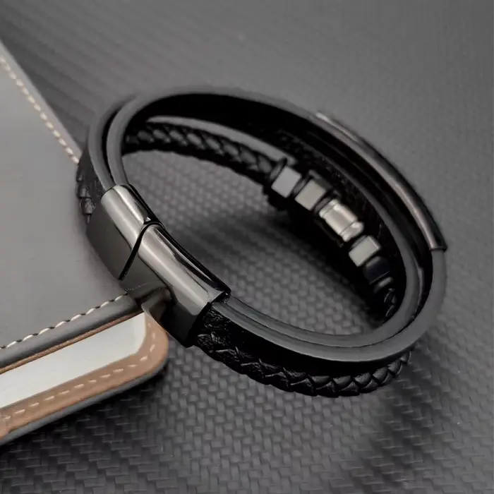 Bracelet en cuir véritable noir pour hommes
