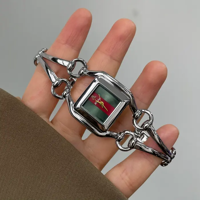 Montre quotidienne étanche pour femme CILOA