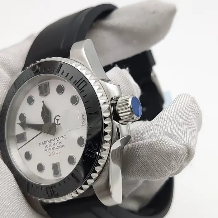 Montre de plongée pour homme