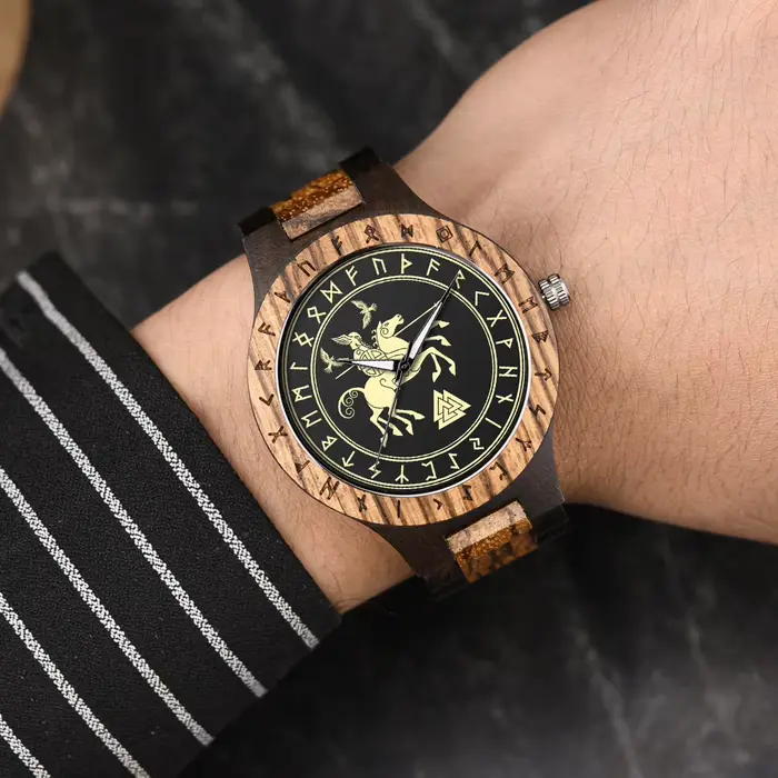 BOBO BIRD Viking Montres en Bois Top Mouvement à Quartz Japonais Montre-Bracelet Unique pour Hommes avec Helm of Awe Runic Circle Coffret Cadeau