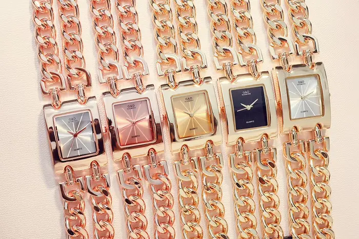 G & D-Montre-bracelet à quartz double bracelet pour femme