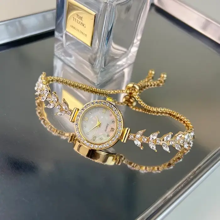 Montre à quartz sirène pour femme élégante et sophistiquée occasion spéciale design mode et décontracté