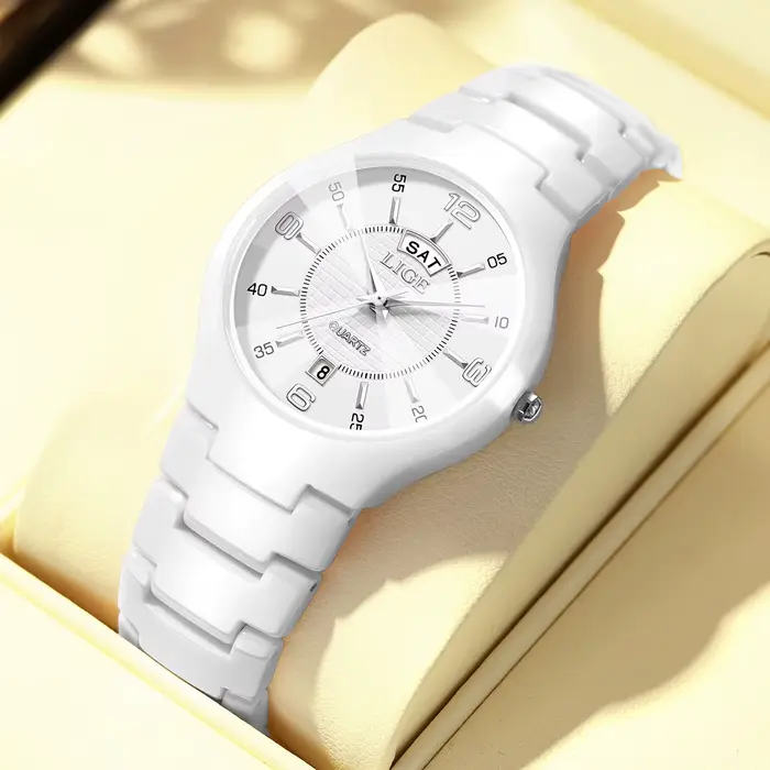 Montre élégante en céramique pour femmes avec affichage de la semaine et résistance à l'eau pour toutes les occasions