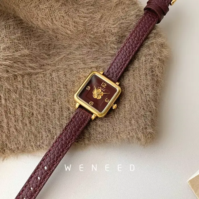Montres pour femmes 2026 : Nouvelle montre à quartz carrée de luxe léger pour femme