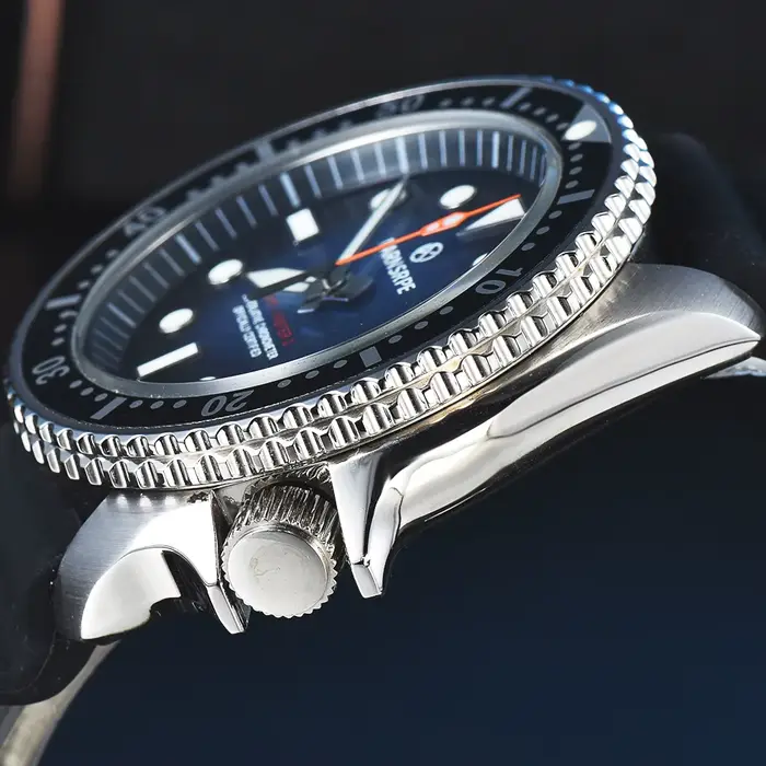 Montre de plongée homme cadran bleu éclaté mouvement NH35 automate quartz saphir résistante à l'eau bracelet silicone occassions spéciales