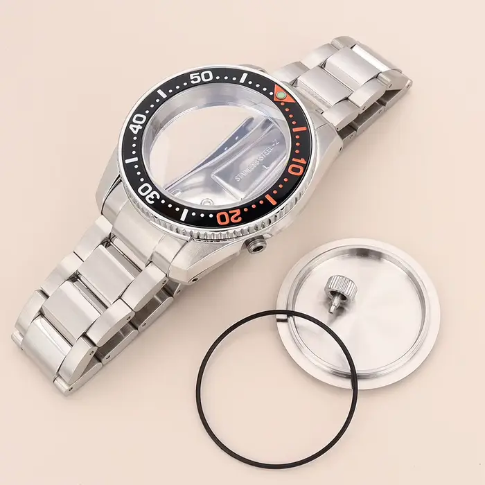 Boitier de montre en acier inoxydable 316L pour Seiko NH35 NH36 NH34 NH38 avec cristal saphir et couronne vissée élégant à offrir pour homme occasions spéciales