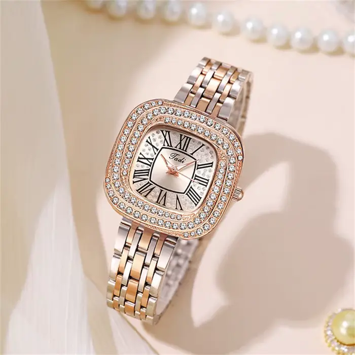Montre à quartz carrée en acier inoxydable pour femme
